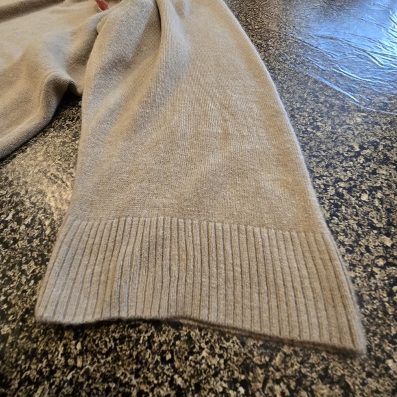 Karen Scott Tan Oversized v-neck Sweater Long Sleeved Ribbed Cuffs Women size 3X - Picture 5 of 8